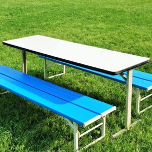 さぎ山記念公園BBQ場で提供しているテーブル・ベンチセット