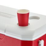 さぎ山記念公園BBQ場の有料エリアで使用できるColemanのドリンクホルダー付きのクーラーボックス