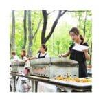 さぎ山記念公園BBQ場で依頼できる複数名のお手伝いスタッフ